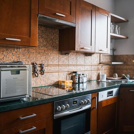 Ferienwohnung Rainbow Z Prywatnym Parkingiem Bielsko-Biala Exterior foto